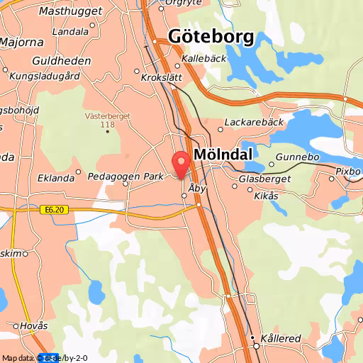 Blåljushändelse åbybergsgatan Mölndal SOS får in flera samtal gällande en brand i ett flerfamiljshus på Åbybergsgatan i Broslätt