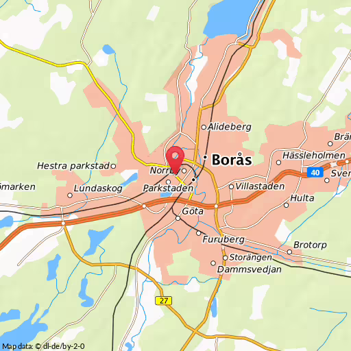 Blåljushändelse Alingsåsvägen Borås Två bilar i frontalkrock