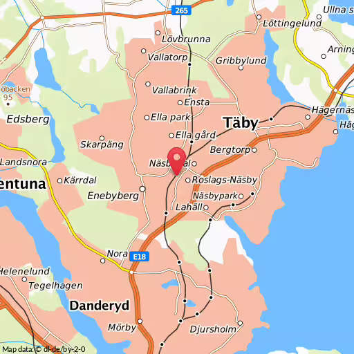 Blåljushändelse Banvägen Täby Trafikolycka i Näsbydal med personbil och moped