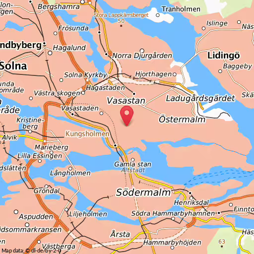 Blåljushändelse Brunnsgatan Stockholm En efterlyst kvinna anträffas på Södermalm