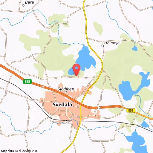 Blåljushändelse Ekhagsvägen Svedala En singelolycka med en personbil inträffar på Ekhagsvägen norr om Svedala