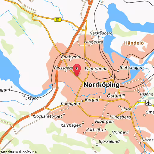 Blåljushändelse Finspångsvägen Norrköping Lastbil med släp fast mellan två broar vid trafikplats Beckershov
