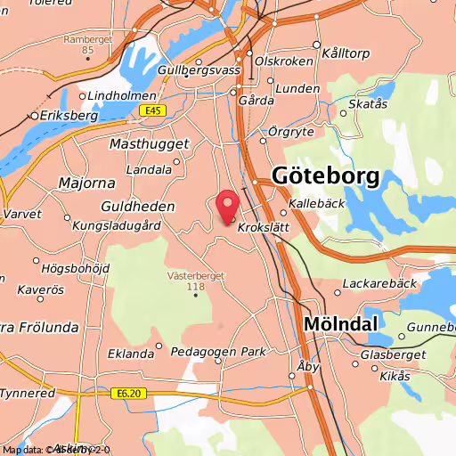 Blåljushändelse Fridkullagatan Göteborg Port till flerfamiljshus sprängd i Centrala Göteborg