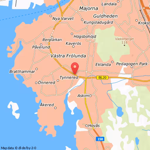 Blåljushändelse Frölundamotet Göteborg En motorcykel och en personbil är involverade i en olycka vid Frölundamotet
