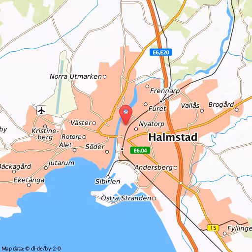 Blåljushändelse Gamletullsgatan Halmstad MC förare i singelolycka