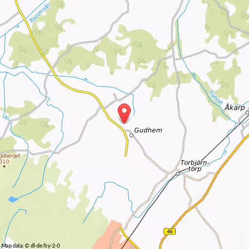 Blåljushändelse Klostervägen Falköping Larm inkommer till SOS om att en bil brinner inne i en lokal, troligen ett garage, på Klostervägen