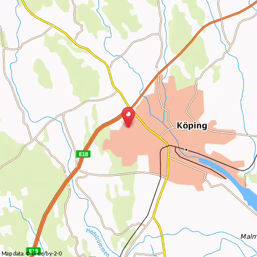 Blåljushändelse Nibblesbackevägen Köping Bil körde in i stolpe