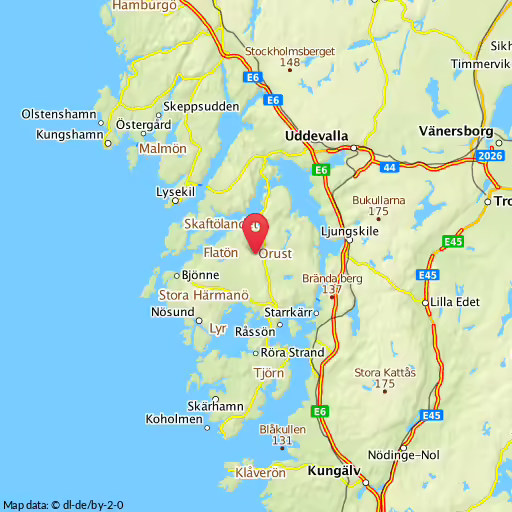 Blåljushändelse Orust Vi blir larmade till Varekil gällande en person i vattnet