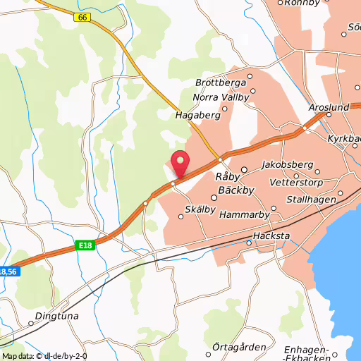 Blåljushändelse Skälbymotet Västerås Man i 25-årsåldern till sjukhus efter trafikolycka