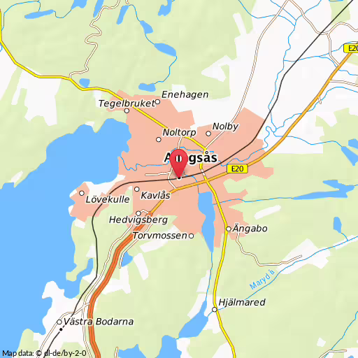 Blåljushändelse Stationsgatan Alingsås På Stationsgatan vid Terminalen är det en kvinnlig cyklist som blir påkörd av en buss