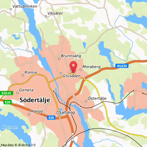 Blåljushändelse Stockholmsvägen,stockholsmvägen Södertälje Två bilförare krockar på Stockholmsvägen