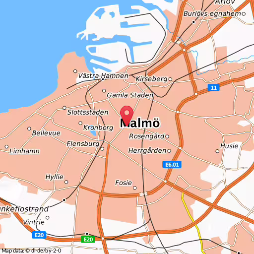 Blåljushändelse Trelleborgsgatan Malmö Personbil och person i olycka, Möllevången