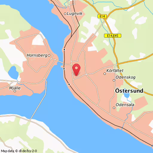 Blåljushändelse Tullgatan Östersund Tullgatan, polisen omhändertar en berusad man